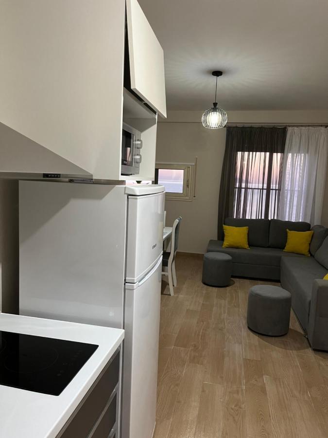 Lotus Apartments Vlorë Esterno foto